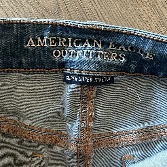Stretchy American Eagle Midi Jean Shorts - Picture 3 of 4